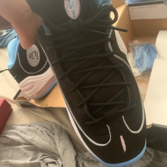 Penny’s 2 Men Sneakers - Picture 2 of 8